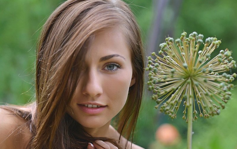 Лиана, 23